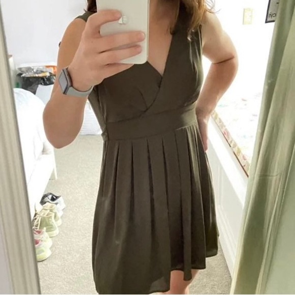 Fit and Flare Dress size 3 - Picture 8 of 8